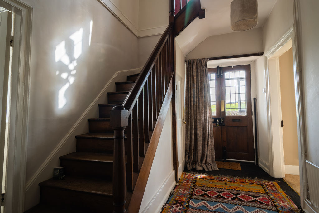 Entrance Hall- click for photo gallery
